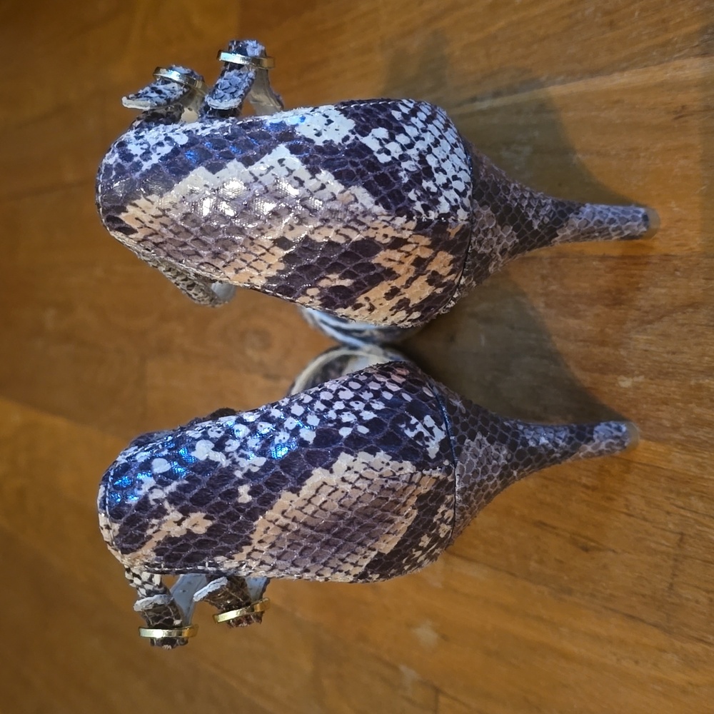 Women 3in Snake Print Heels 8m - Picture 3 of 5